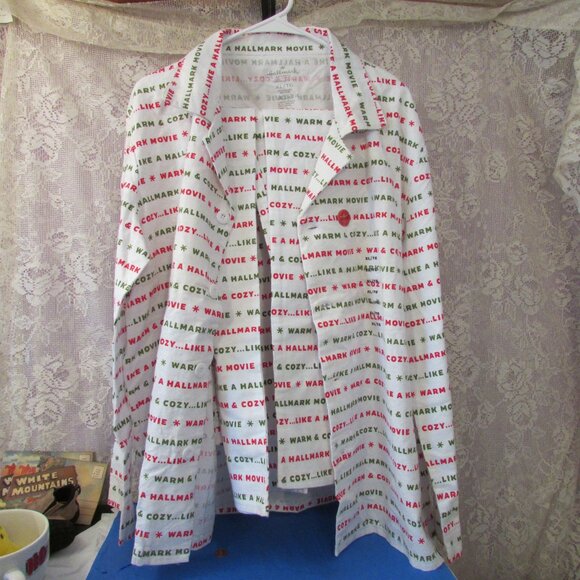 Hallmark Channel Warm & Cozy Like a Hallmark Movie Mens XL PJ Set New - Picture 1 of 8